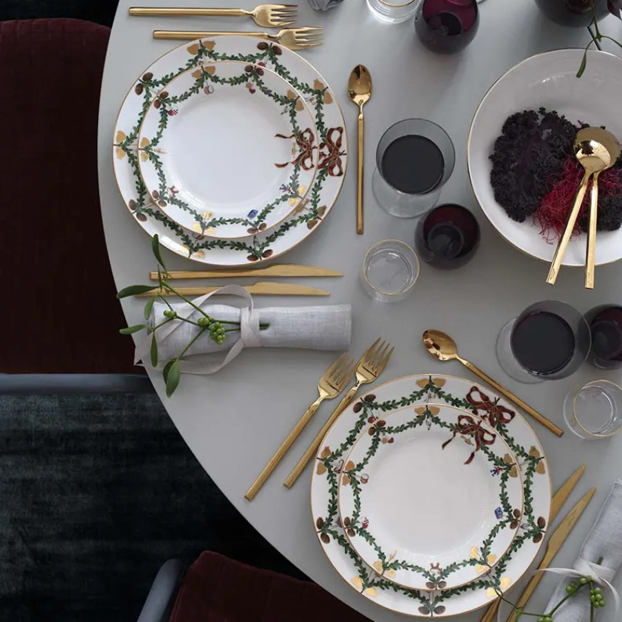 Stjerneriflet Jul Tallerken 27cm<ROYAL COPENHAGEN Outlet